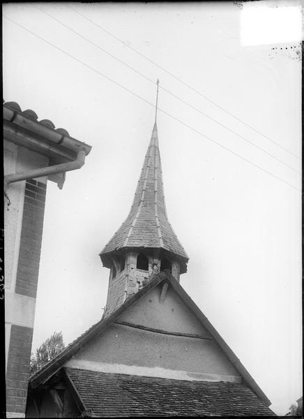 Chapelle à pans de bois, clocher, côté ouest