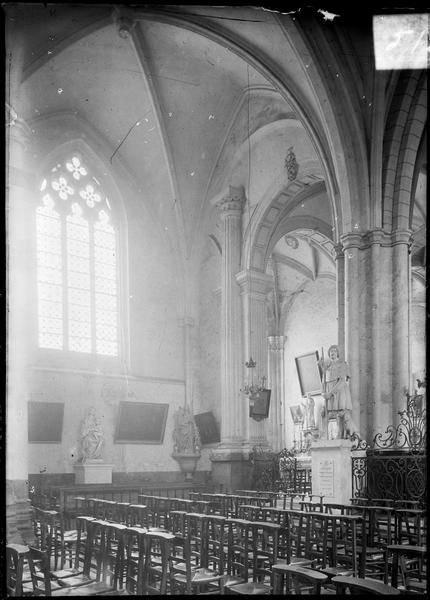 Intérieur : choeur, vue partielle avec statue de saint Roch, vers le bas-côté nord