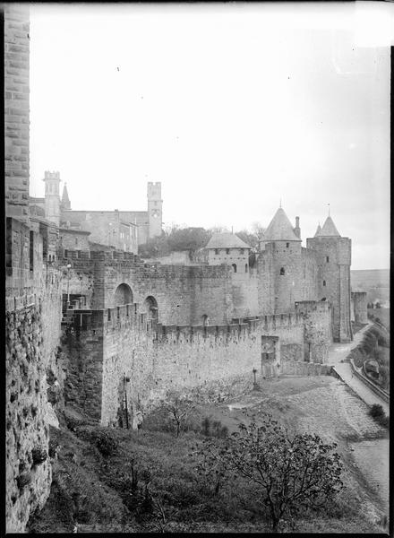 Eglise depuis les remparts