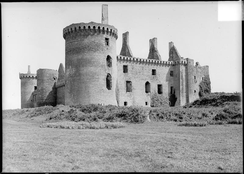 Ensemble en ruines