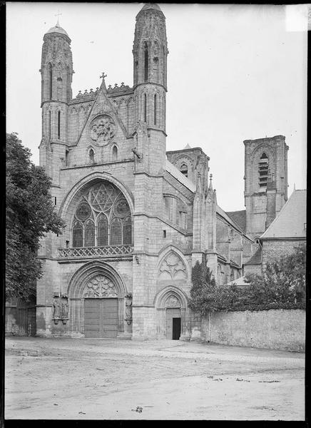 Façade ouest et clocher