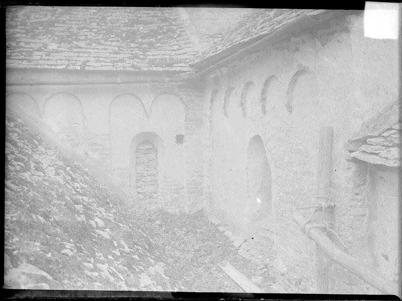 Partie de la croisée du transept sud en travaux