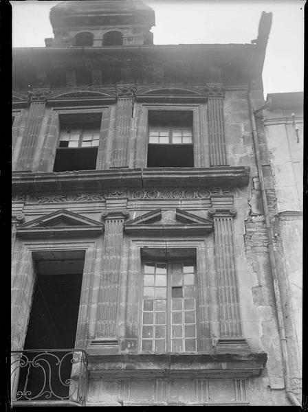 Façade sur rue, détail