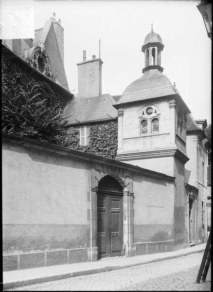 Campanile de la chapelle du pavillon