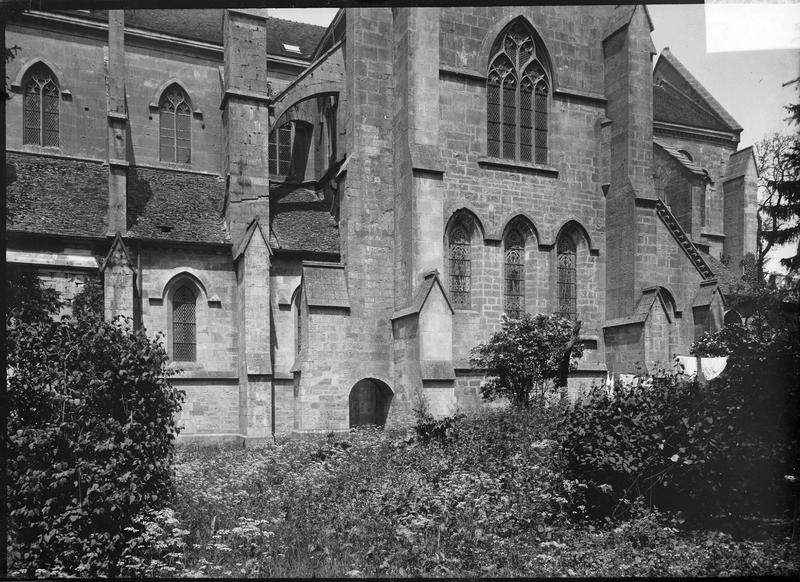 Arcs-boutants de la nef et transept