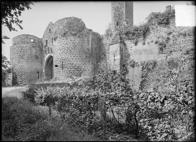 Porte des Tours, vue extra-muros