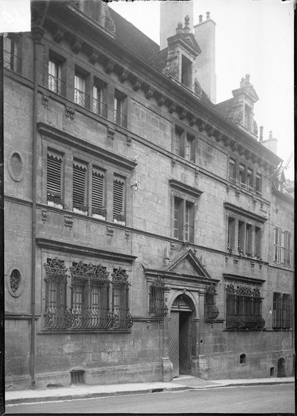 Façade sur rue