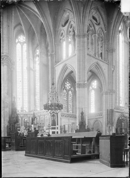 Intérieur : croisée du transept