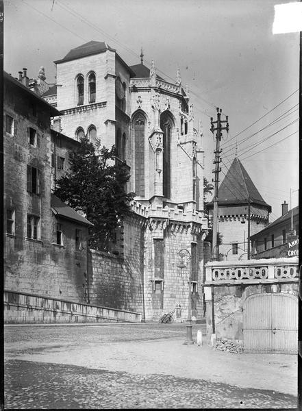 Ensemble sud-est avec abside de la Sainte-Chapelle