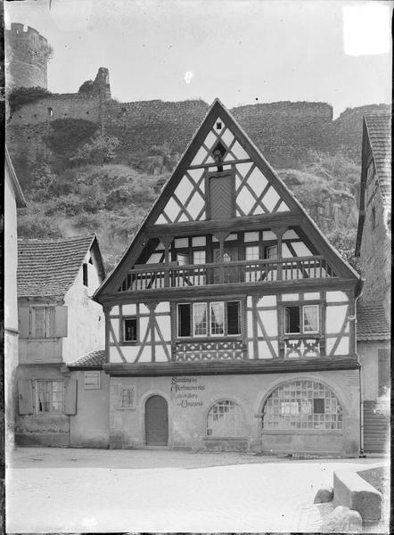 Façade à pans de bois sur rue