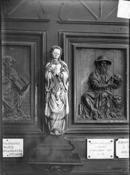 Intérieur : statue de la Vierge de l'Assomption