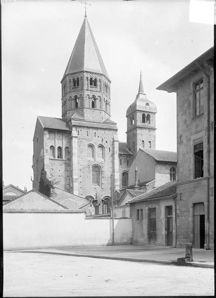 Ensemble ouest avec clocher de l'Horloge