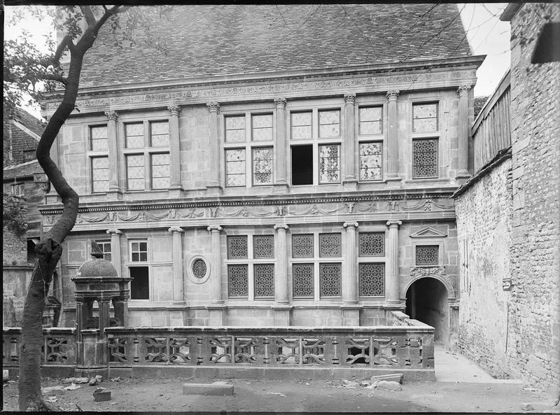 Façade sur cour