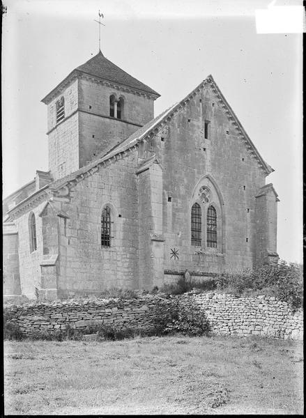 Façade ouest avec clocher