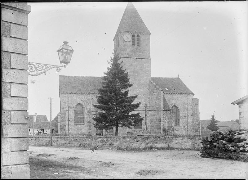 Ensemble sud avec clocher