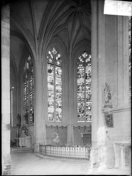 Intérieur : choeur depuis le transept sud