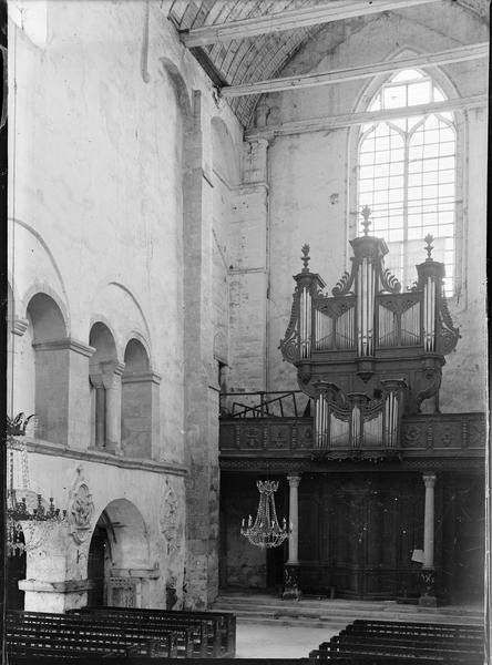 Intérieur : orgue de tribune