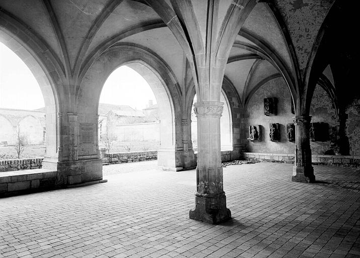 Salle capitulaire, intérieur