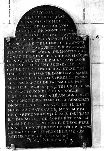 Epitaphe en marbre du coeur de Jean François Michel le Tellier de Louvois, mort en 1706 - © Ministère de la Culture (France), Médiathèque du patrimoine et de la photographie, diffusion GrandPalaisRmn Photo