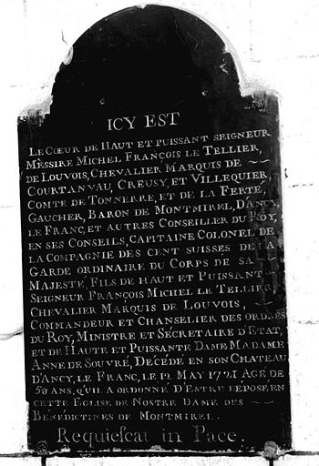 Epitaphe en marbre du coeur de François Michel le Tellier de Louvois, mort en 1721 - © Ministère de la Culture (France), Médiathèque du patrimoine et de la photographie, diffusion RMN-GP