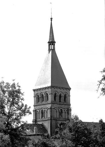 Clocher de la croisée : angle nord-est