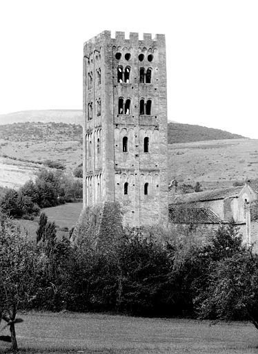 Eglise : clocher, angle sud-est