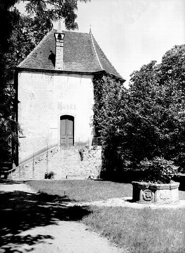 Entrée du musée Buffon