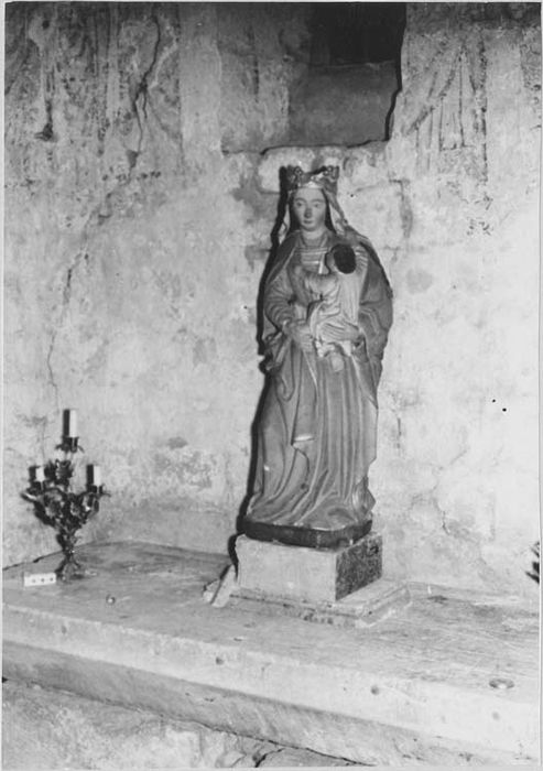 Statue : Vierge à l'Enfant