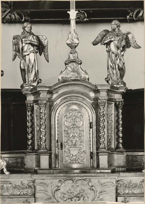 aître-autel, détail du tabernacle