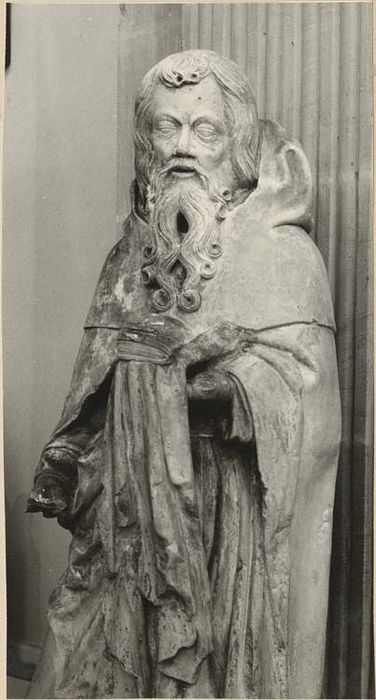 statue : Saint Antoine, vue partielle