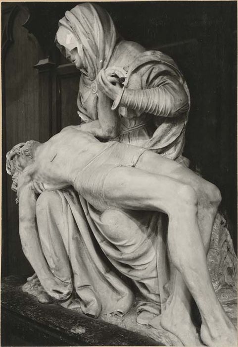groupe sculpté : Vierge de Pitié