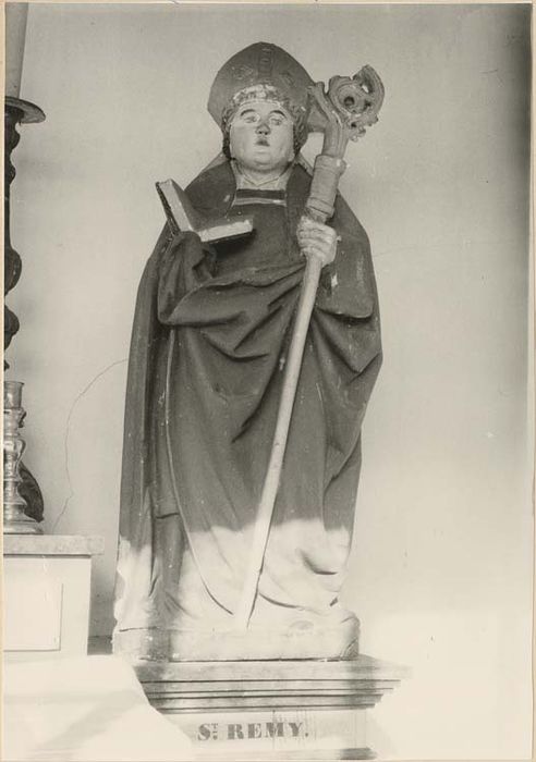 statue : Saint Rémy