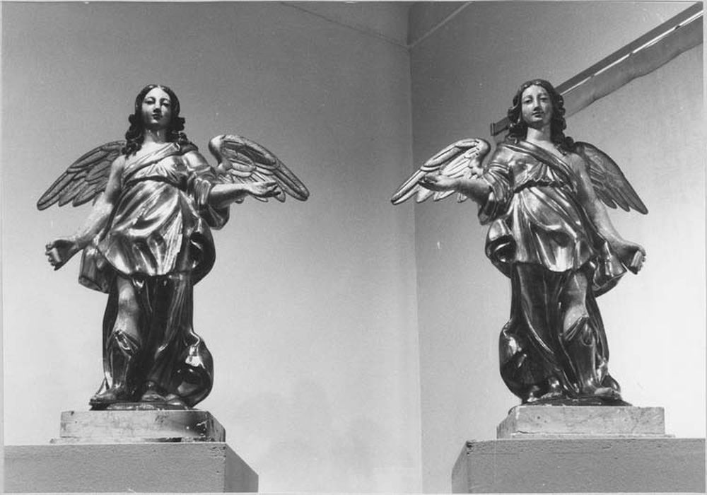 2 statues (paire) : Anges debouts