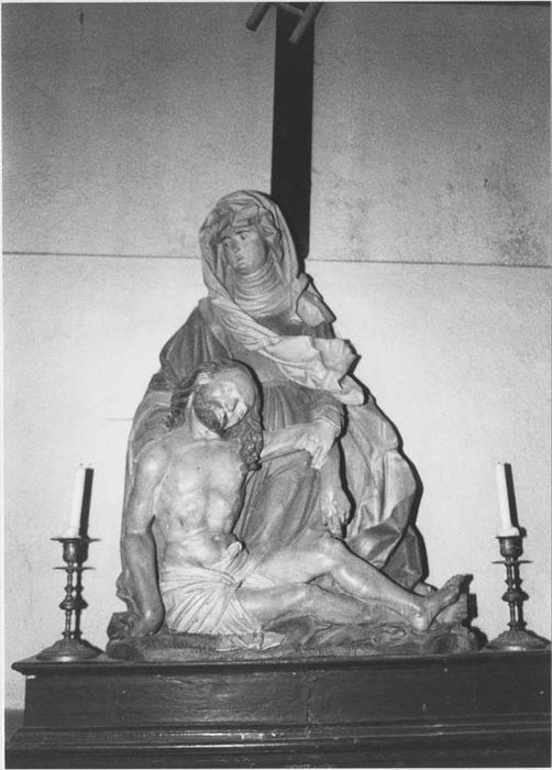 groupe sculpté : Vierge de Pitié