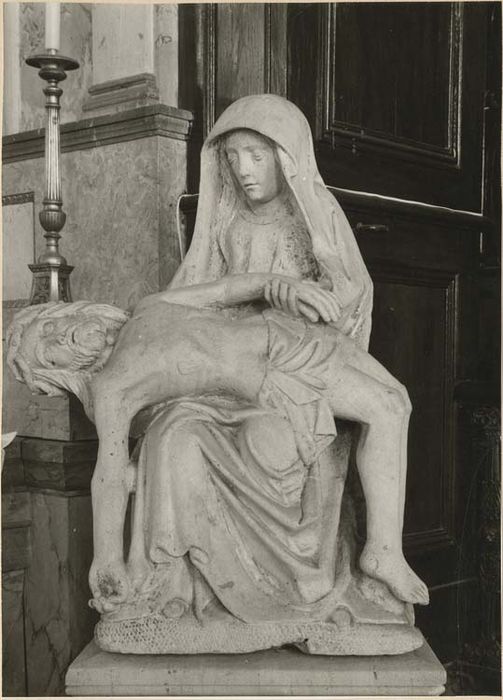 groupe sculpté : Vierge de Pitié