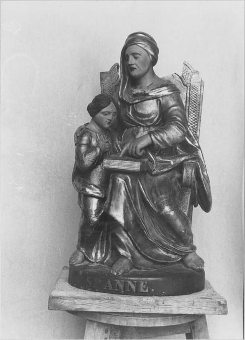 groupe sculpté : Sainte Anne et la Vierge