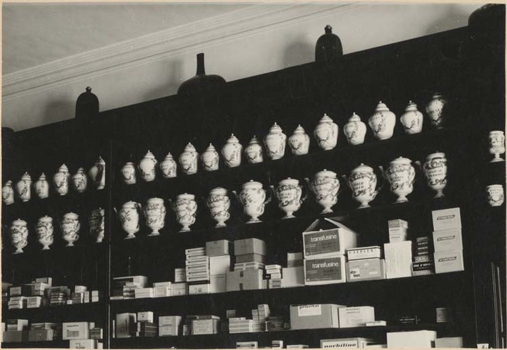 pots à pharmacie