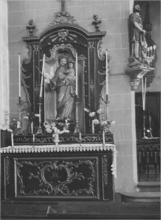 autel secondaire de la Vierge