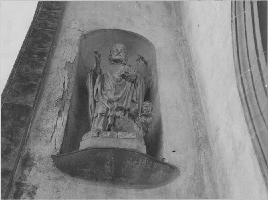 statue : Saint Nicolas