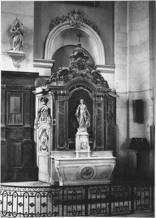 autel, retable de la Vierge (autel secondaire)