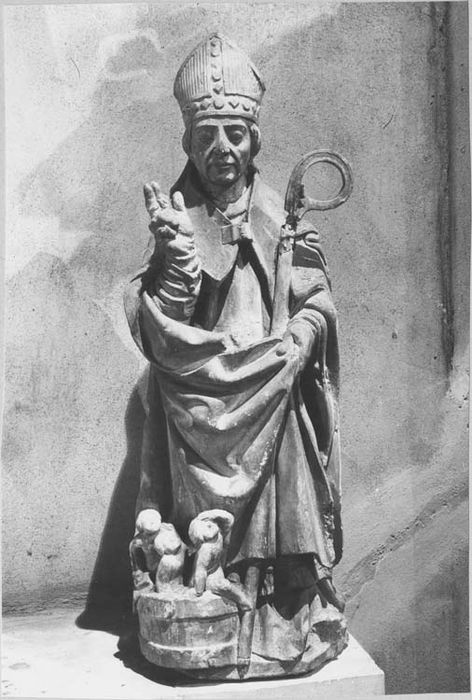 groupe sculpté : Saint Nicolas