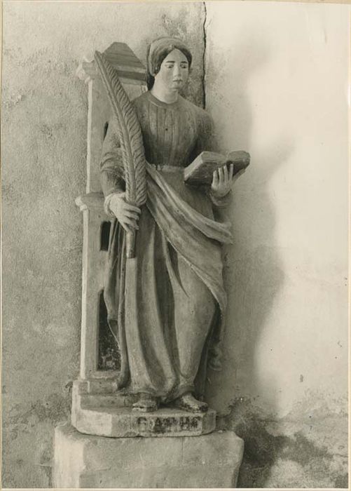 statue : Sainte Barbe