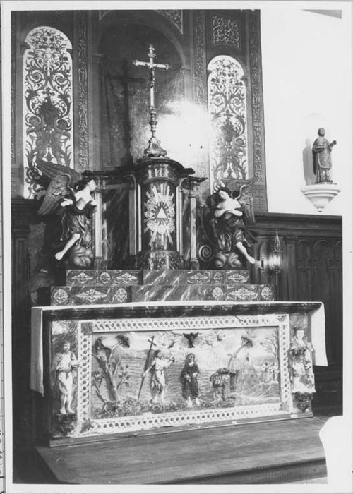 autel, retable, tabernacle, demi-relief : le Baptême du Christ par saint Jean-Baptiste