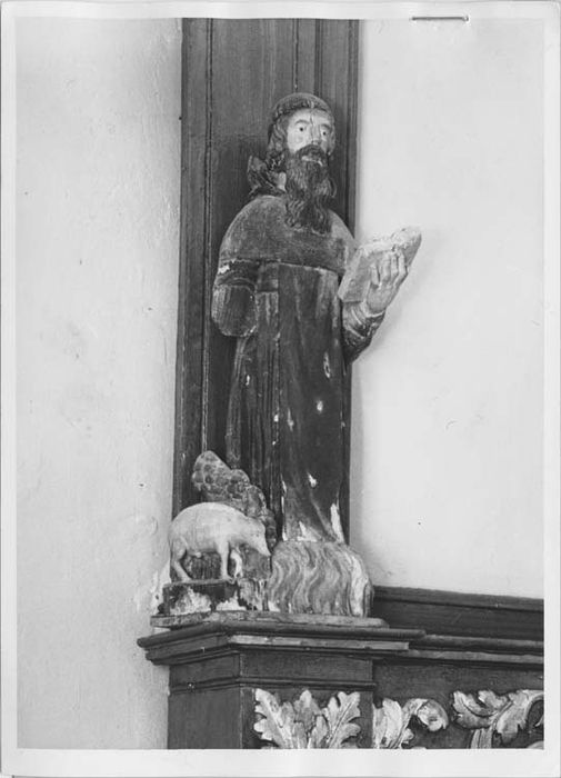 statue : Saint Antoine