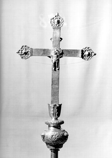 Croix processionnelle en argent, revers