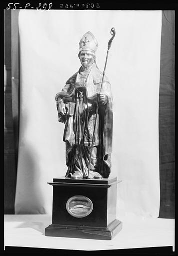 Statue reliquaire de saint Julien, argent avec socle en ébène