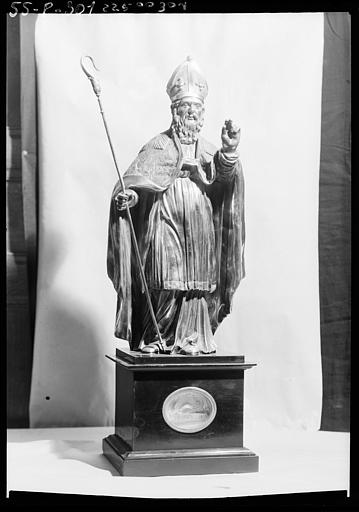 Statue reliquaire de saint Loup, argent avec socle en ébène