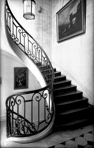 Escalier du premier étage