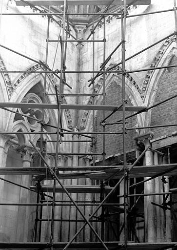 Intérieur, tour lanterne : angle nord-ouest, en cours de réfection