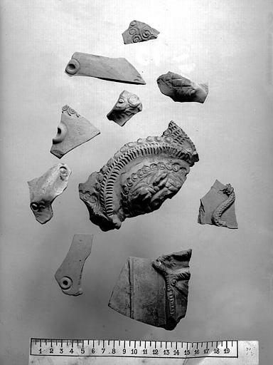 Fragments de poteries, terre cuite, époque gallo-romaine - © Ministère de la Culture (France), Médiathèque du patrimoine et de la photographie, diffusion RMN-GP